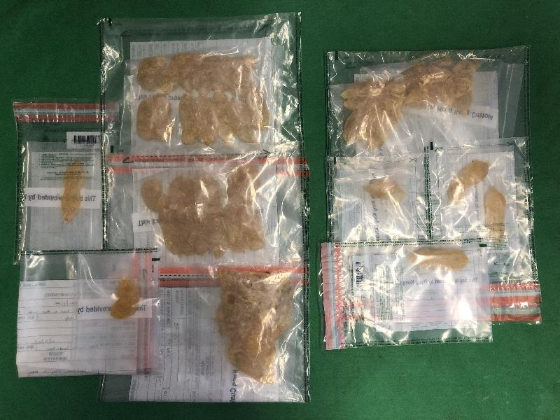 Hong Kong Customs seizes suspected cocaine    