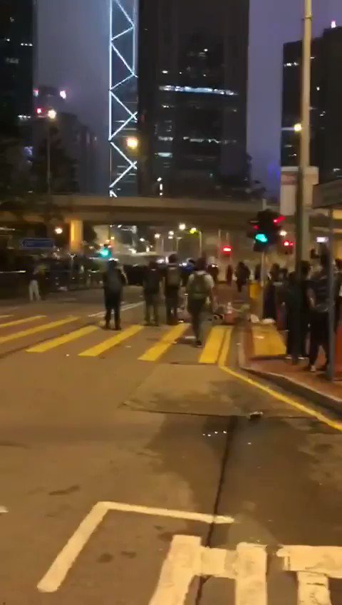 Police starting to clear Admiralty. Clashes occurring. #HongKong  
