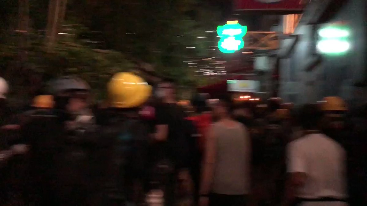 Protesters are retreating in Wong Tai Sin as riot police arrive #hongkongprotests