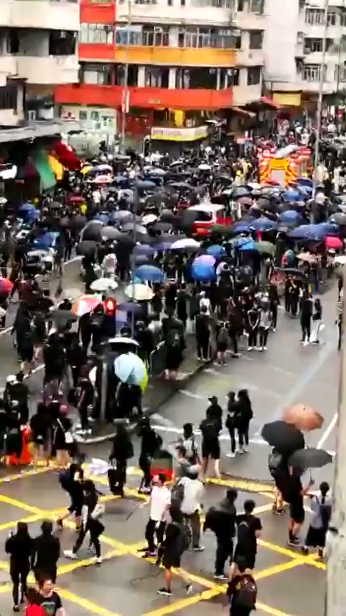 Video of the taxi ramming into people. 