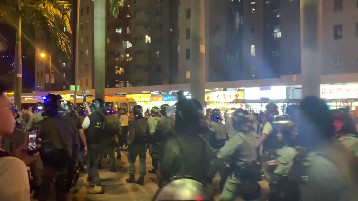 Even in places with almost no protesters, police are turning out in riot gear. This is outside Tai Wai MTR. They're heckled by local residents. Most places in HK they receive a similar response. They're detested by a large portion of the population